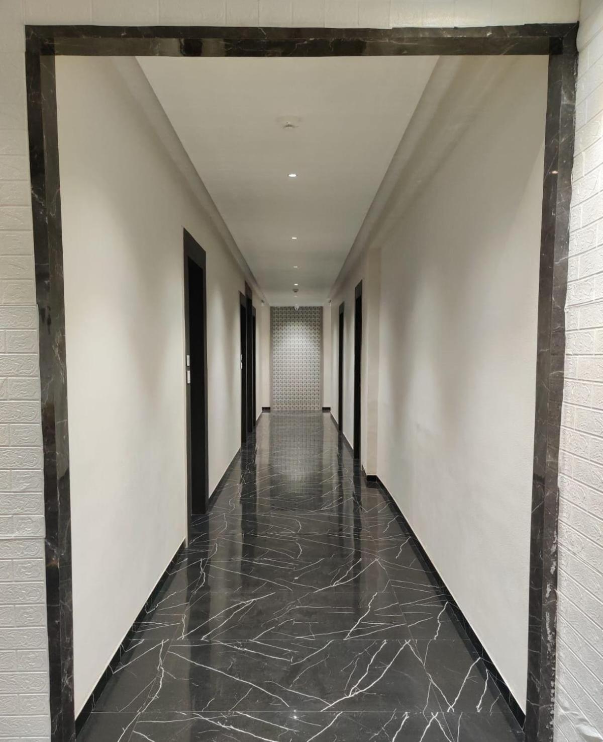Hotel Selfie Inn Ahmedabad Exterior foto